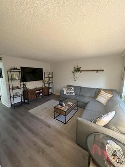 Picture of 10102 SW 77Th Ct # 0, Miami, FL 33156