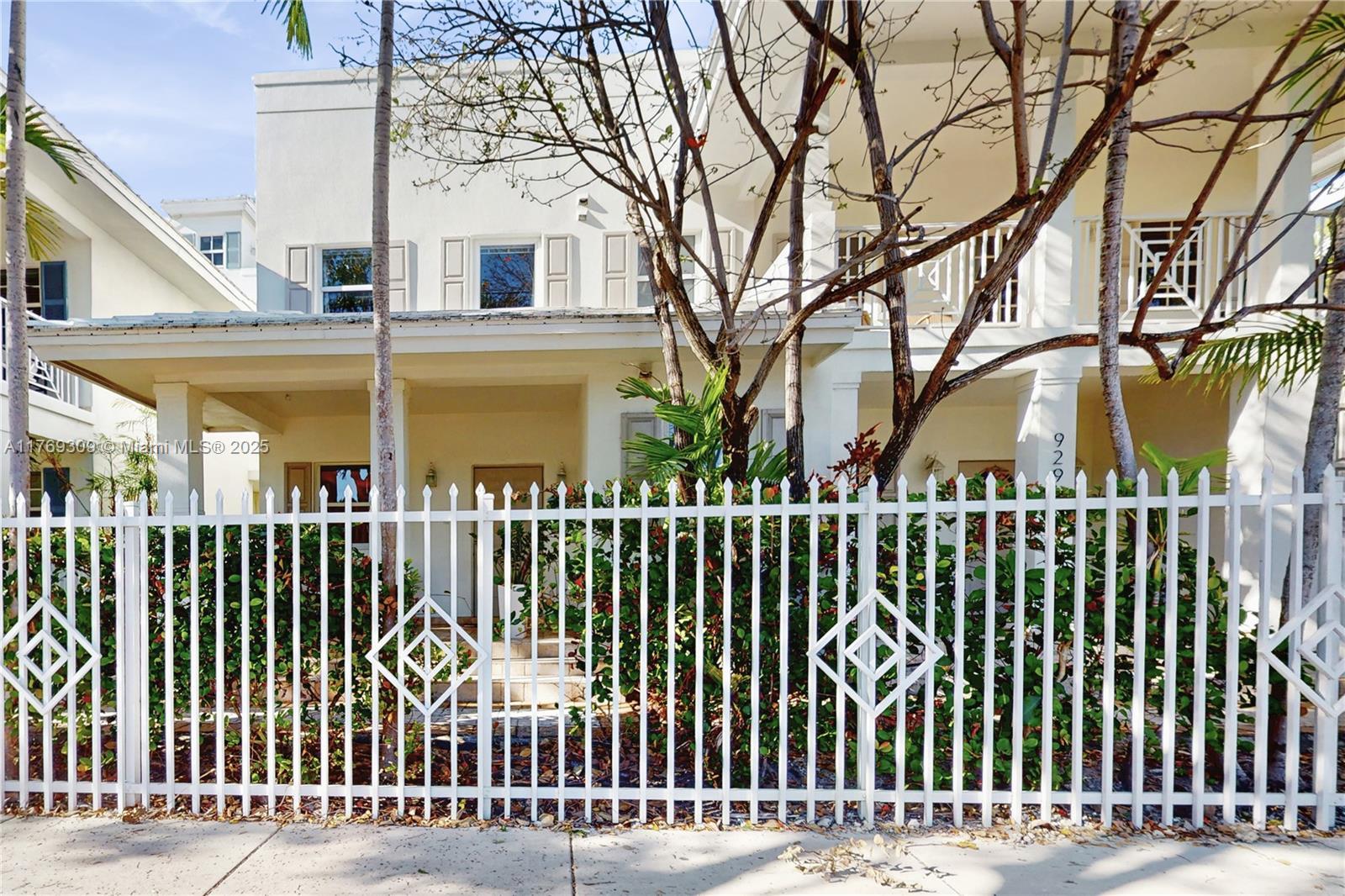 Picture of 931 SW 11Th St # 1, Miami, FL 33129
