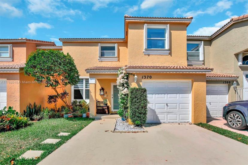 Picture of 1370 NW 154Th Ln, Pembroke Pines FL 33028