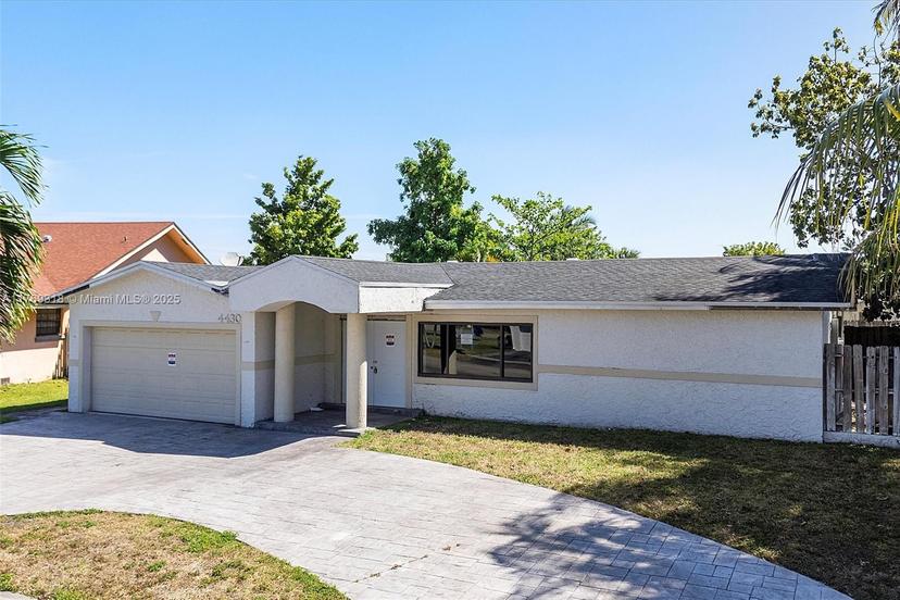Picture of 4430 NW 80Th Ter, Lauderhill FL 33351