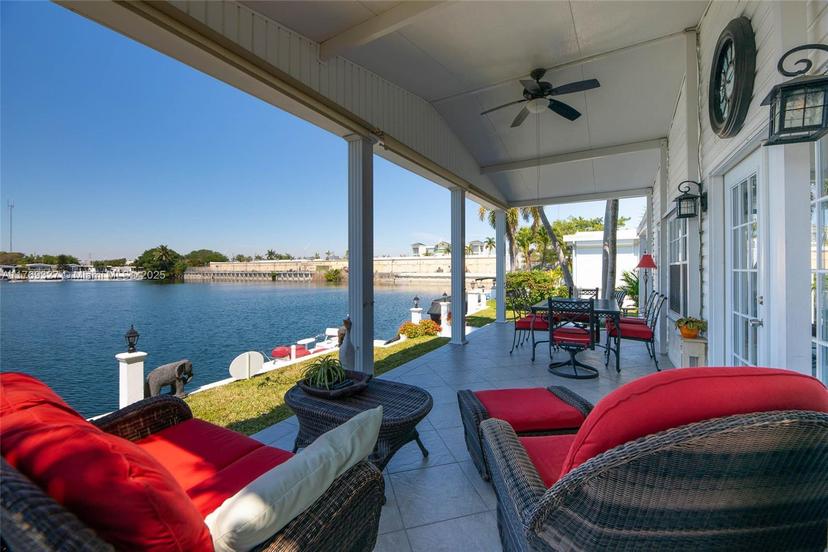 Picture of 112 Lake Shore Dr, Pembroke Park FL 33009
