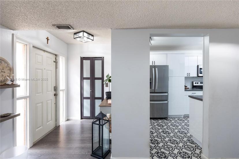 Picture of 9137 Limetree Ln # 166, Pembroke Pines FL 33024