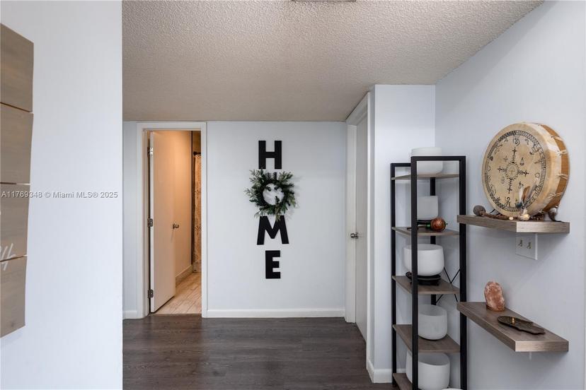 Picture of 9137 Limetree Ln # 166, Pembroke Pines FL 33024