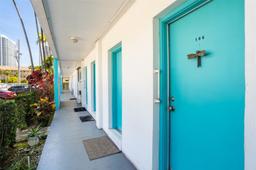 Picture of 2500 Diana Dr # 106, Hallandale Beach, FL 33009
