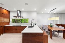 Picture of 6001 N Bay Rd, Miami Beach, FL 33140
