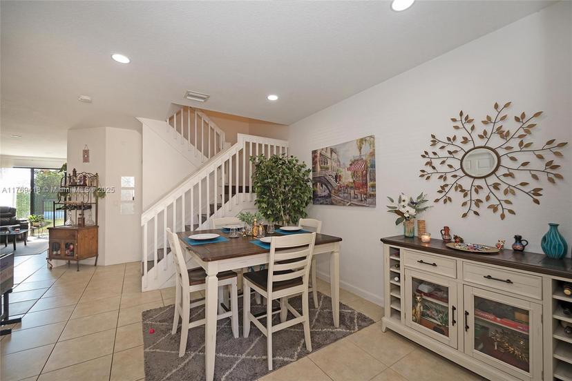 Picture of 360 SE 37Th Ter # 0, Homestead FL 33033