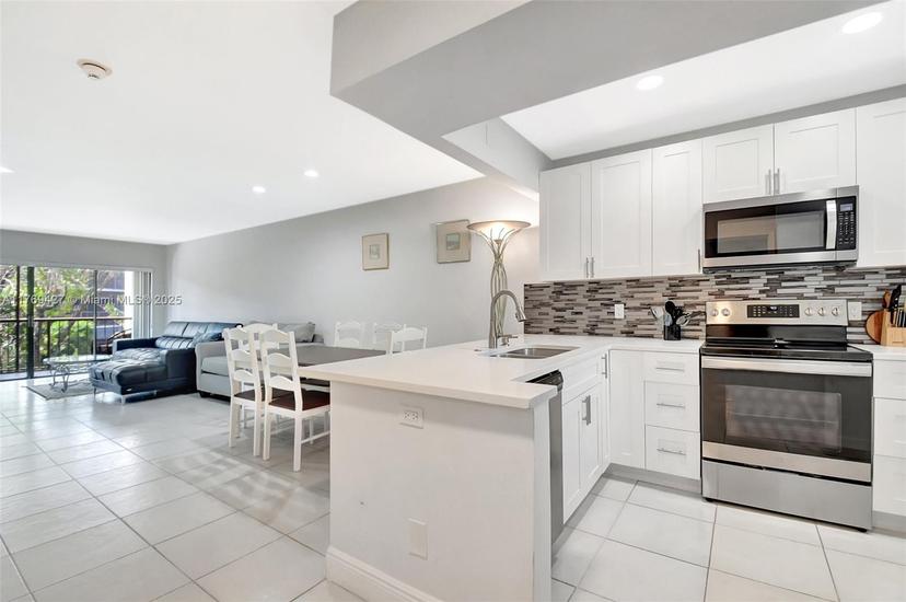 Picture of 3605 S Ocean Blvd # 210, South Palm Beach FL 33480