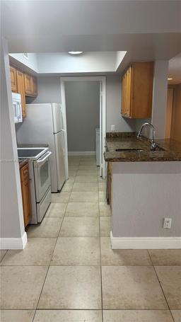 Picture of 5720 Rock Island Rd # 380, Tamarac, FL 33319