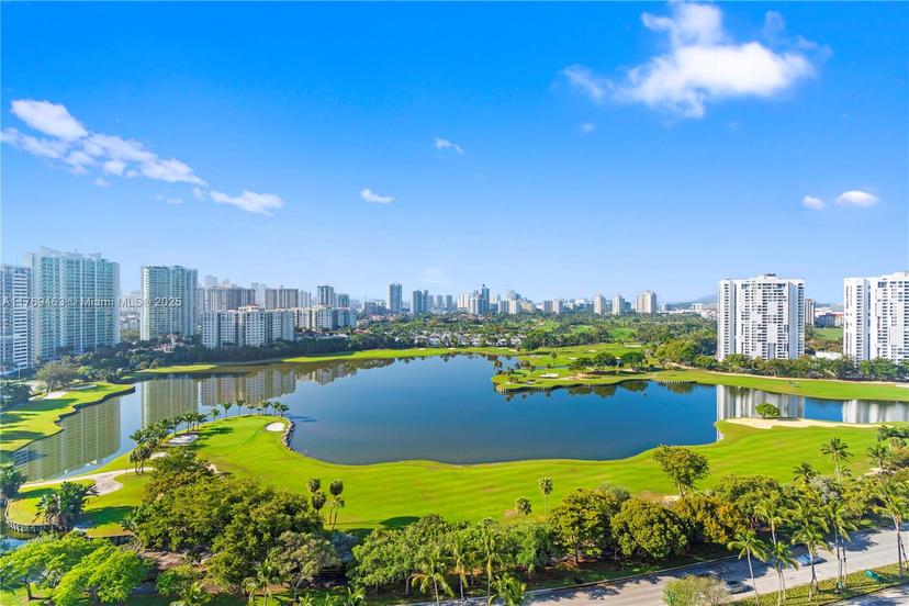 Picture of 3675 N Country Club Dr # 2208, Aventura FL 33180