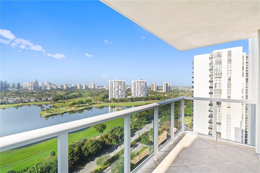 Picture of 3675 N Country Club Dr # 2208, Aventura FL 33180