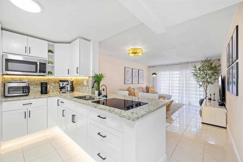 Picture of 5199 NW 7Th St # 208, Miami FL 33126