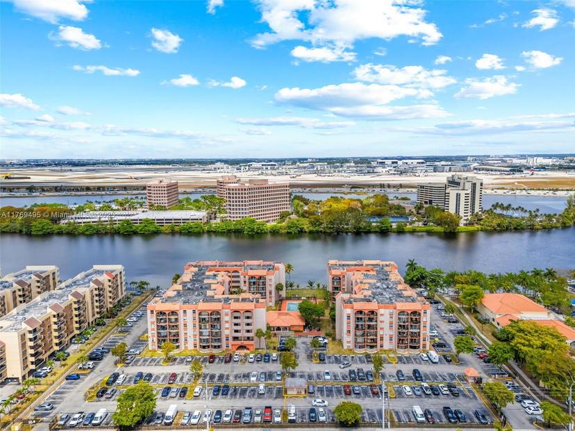 Picture of 5199 NW 7Th St # 208, Miami FL 33126