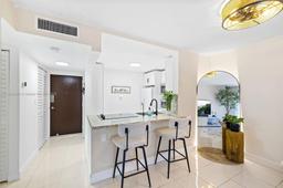 Picture of 5199 NW 7Th St # 208, Miami, FL 33126