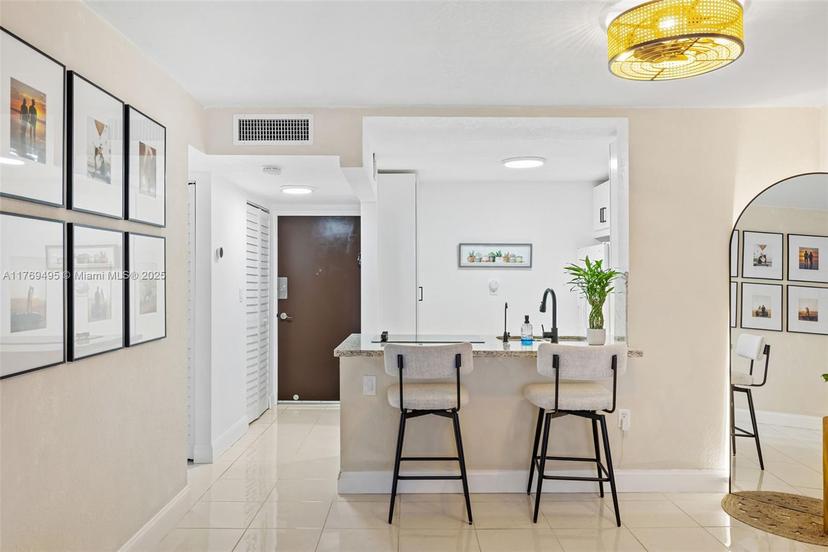 Picture of 5199 NW 7Th St # 208, Miami FL 33126
