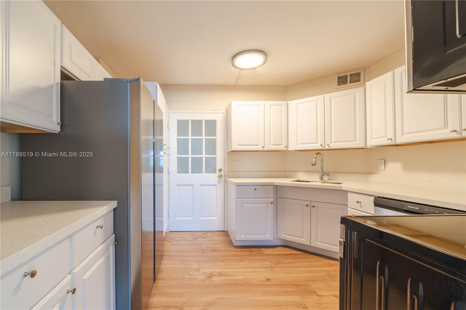 Picture of 3301 Spanish Moss Ter # 802, Lauderhill, FL 33319