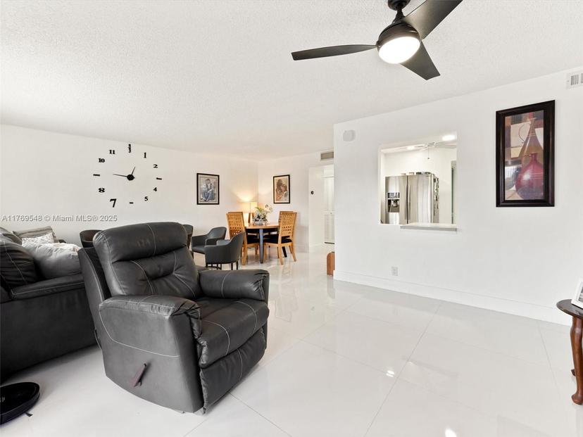 Picture of 200 Diplomat Pkwy # 424, Hallandale Beach FL 33009