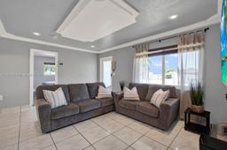 Picture of 30328 SW 158Th Pl, Homestead, FL 33033