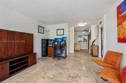 Picture of 1480 Euclid Ave # 204, Miami Beach, FL 33139