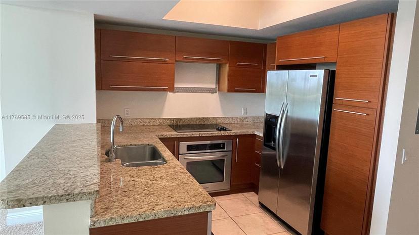 Picture of 2681 N Flamingo Rd # 302S, Sunrise FL 33323