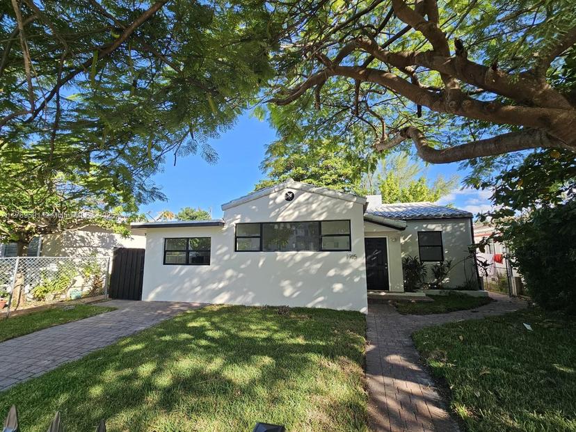 Picture of 1915 Normandy Dr, Miami Beach FL 33141