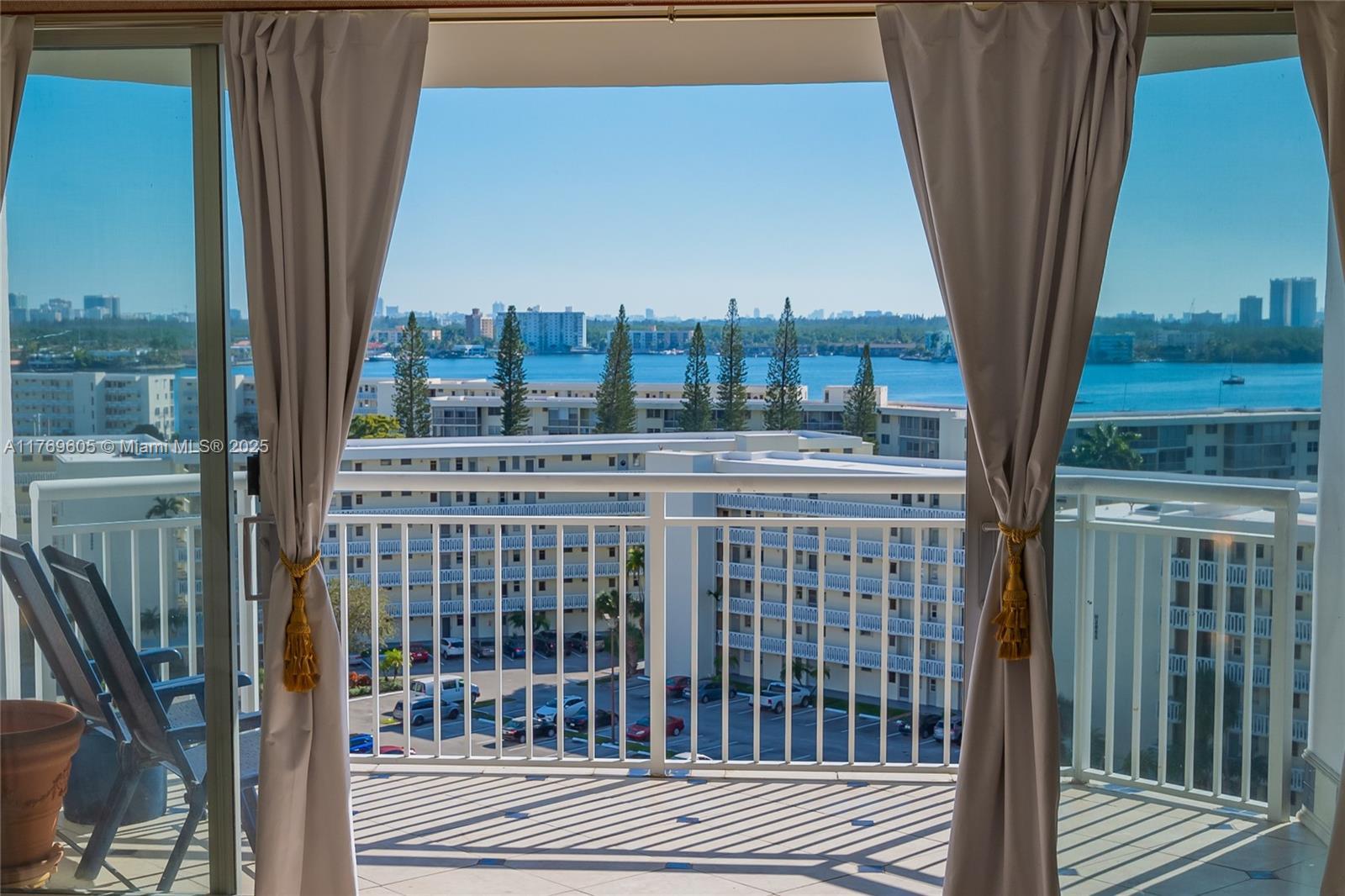 Picture of 18011 Biscayne Blvd # 1001, Aventura, FL 33160