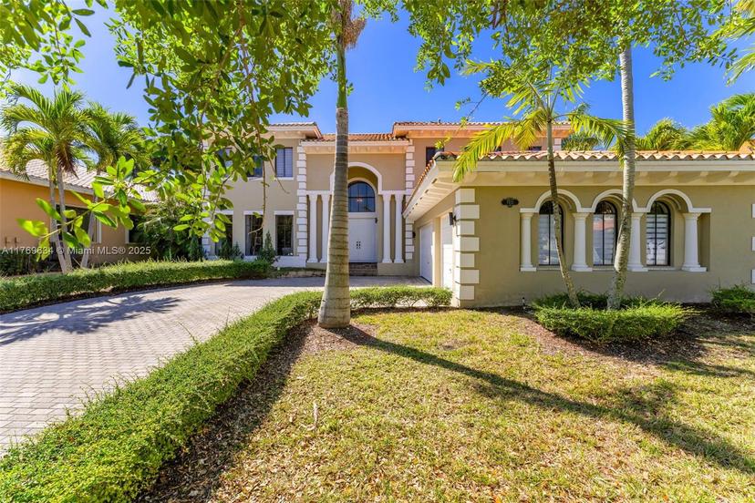Picture of 7512 SW 187Th St, Cutler Bay FL 33157