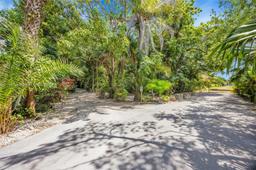 Picture of 10005 Snapper Creek Rd, Coral Gables, FL 33156