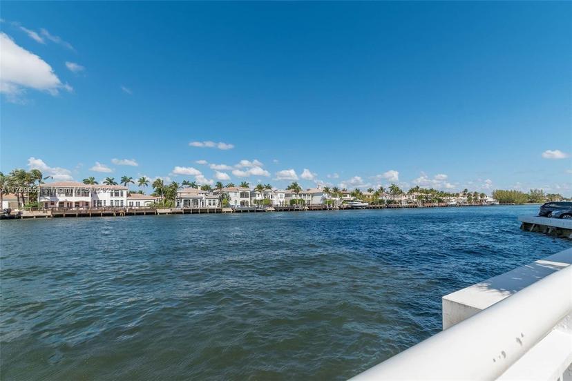 Picture of 1500 S Ocean Dr # 17B, Hollywood FL 33019
