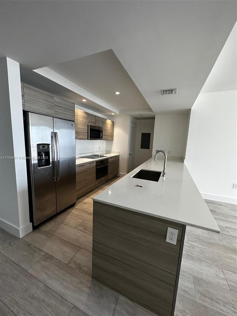 Picture of 121 NE 34Th St # 2707, Miami FL 33137