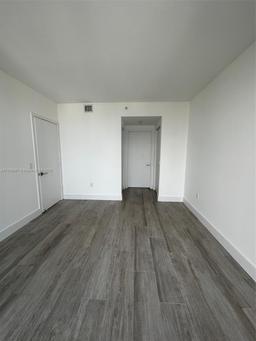 Picture of 121 NE 34Th St # 2707, Miami, FL 33137