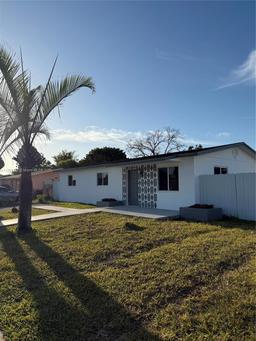 Picture of 15044 SW 304Th Ter, Homestead, FL 33033