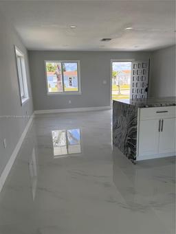 Picture of 15044 SW 304Th Ter, Homestead, FL 33033