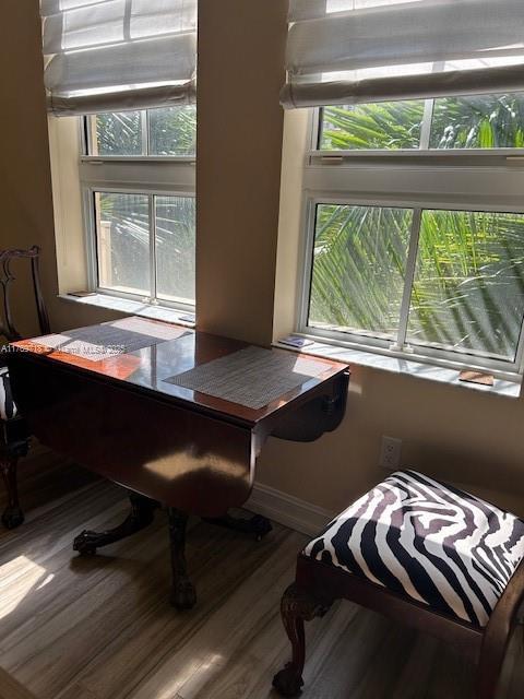 Picture of 3001 NE 185Th St # 418, Aventura FL 33180