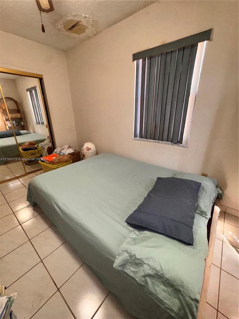 Picture of 30 E 59Th St, Hialeah FL 33013