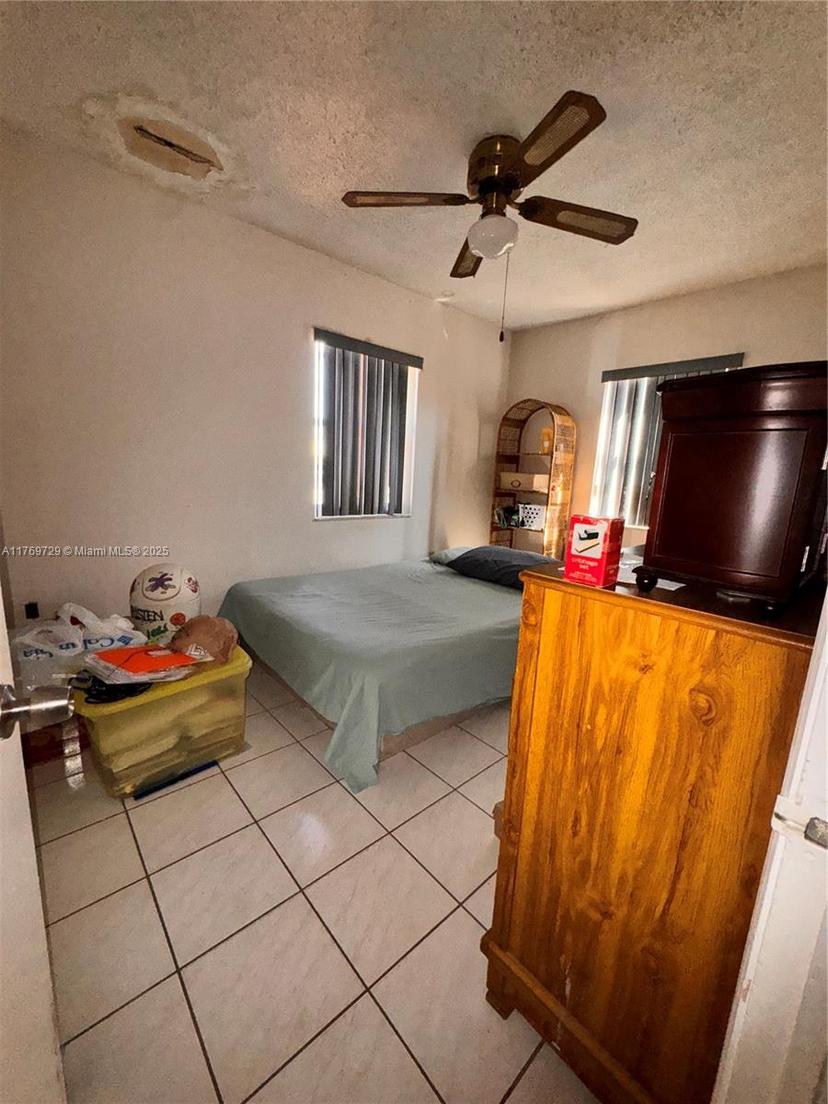 Picture of 30 E 59Th St, Hialeah FL 33013