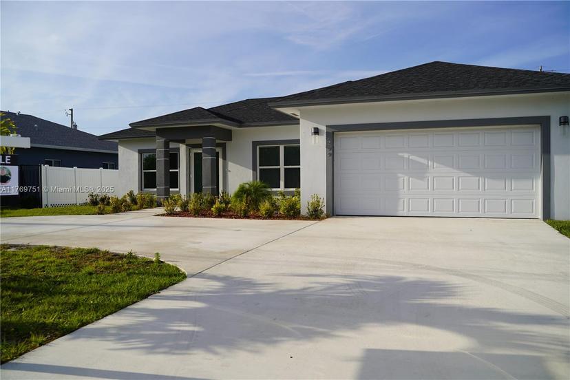 Picture of 299 SW Becker Rd, Port St. Lucie FL 34953