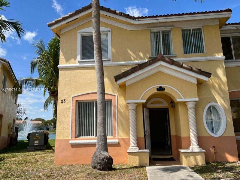Picture of 2712 SE 15Th Pl # 148, Homestead FL 33035
