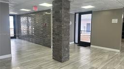 Picture of 15600 NW 7Th Ave # 801, Miami, FL 33169