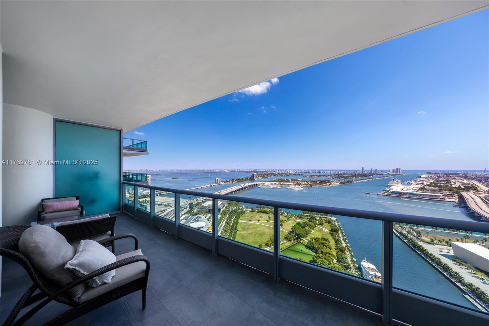 Picture of 900 Biscayne Blvd # 4409, Miami, FL 33132