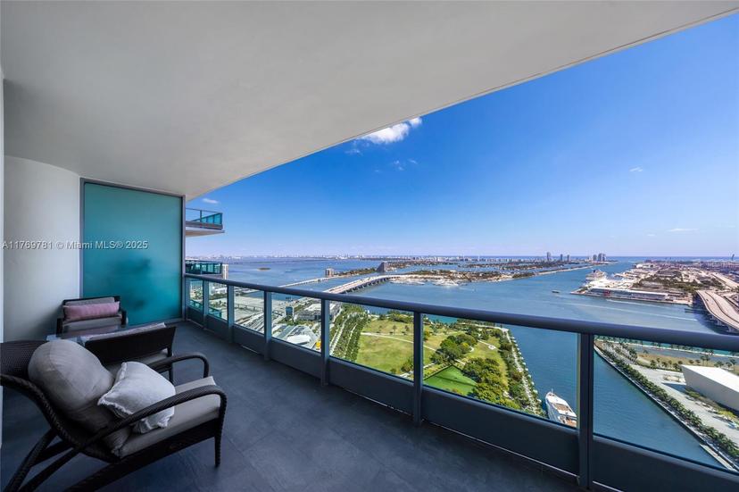 Picture of 900 Biscayne Blvd # 4409, Miami FL 33132