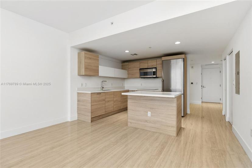 Picture of 16385 Biscayne Blvd # 1606, North Miami Beach FL 33160