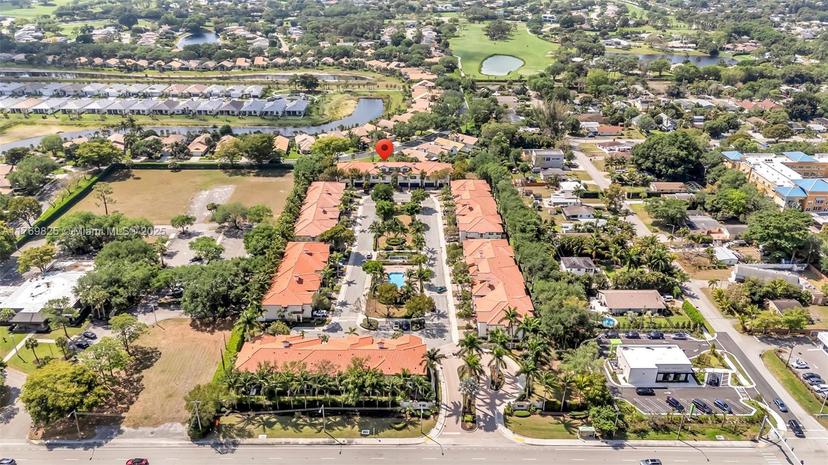 Picture of 4718 S Prive Cir, Delray Beach FL 33445