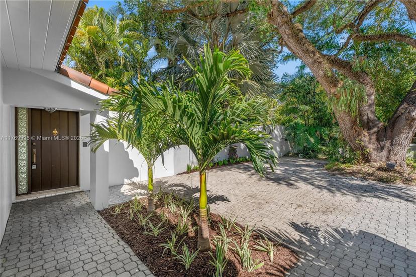 Picture of 5810 Maggiore St, Coral Gables FL 33146