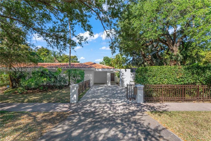 Picture of 5810 Maggiore St, Coral Gables FL 33146