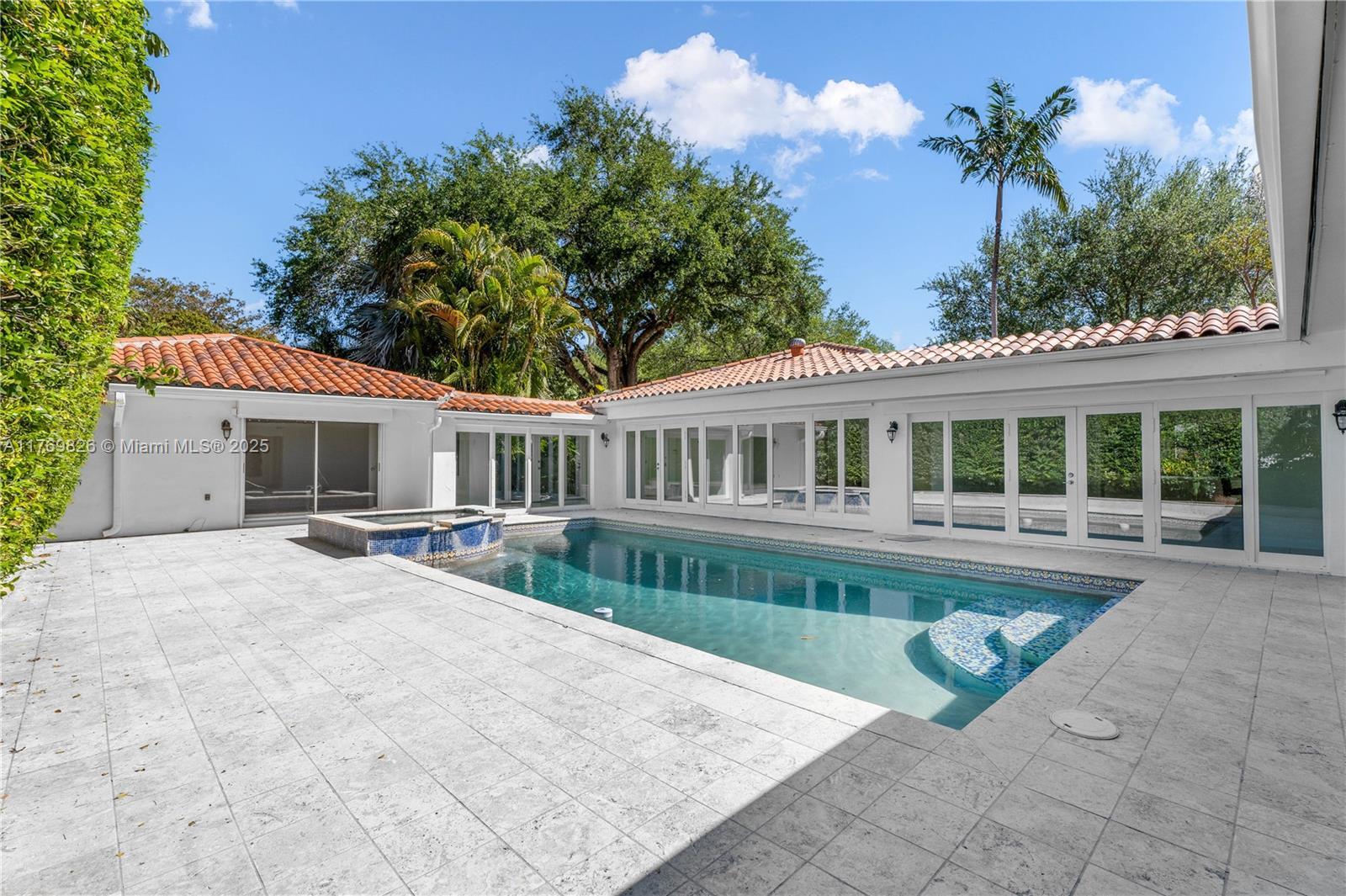 Picture of 5810 Maggiore St, Coral Gables, FL 33146