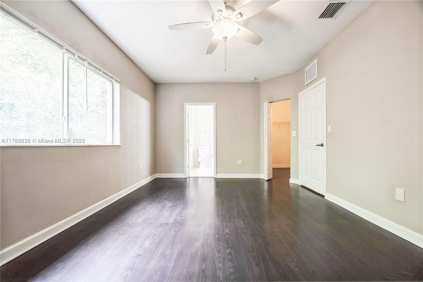 Picture of 355 SE 20Th Ave # 0, Homestead FL 33033