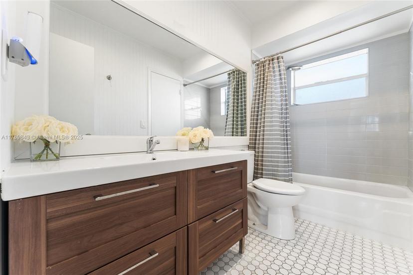 Picture of 4341 NW 16Th St # 206, Lauderhill FL 33313