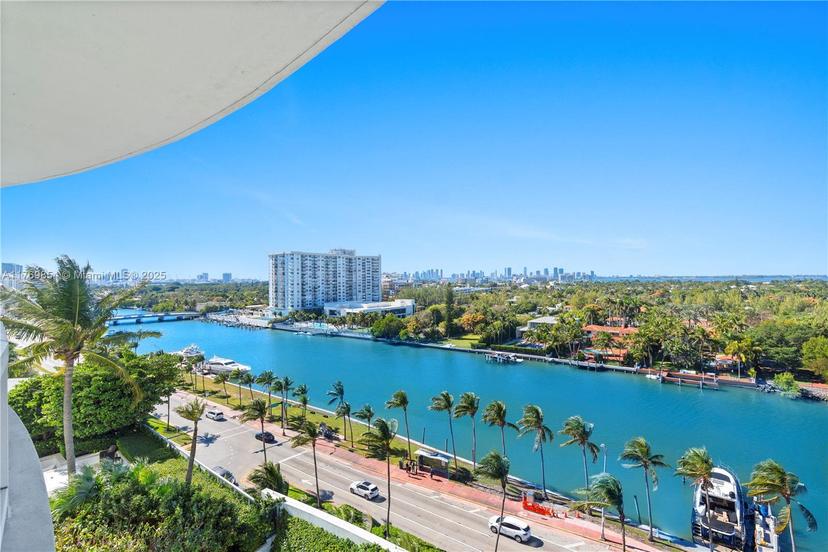Picture of 4401 Collins Ave # 1017, Miami Beach FL 33140