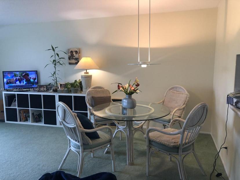 Picture of 1000 NE 14Th Ave # 605, Hallandale Beach FL 33009