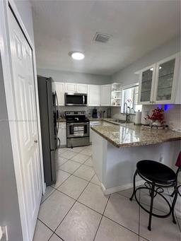 Picture of 3871 SW 147Th Ave # 1, Miami, FL 33185